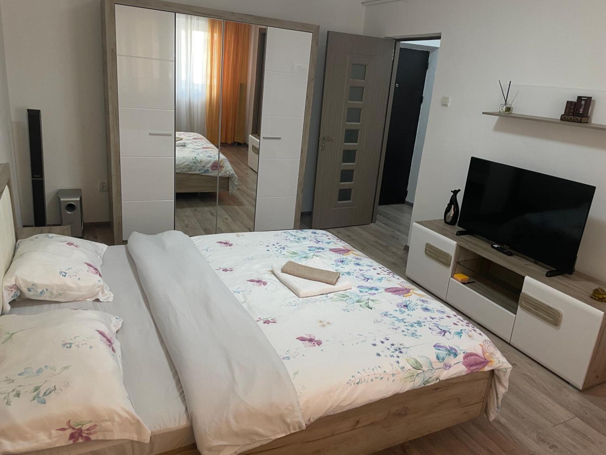 Maria Central Studio Râmnicu Vâlcea Εξωτερικό φωτογραφία